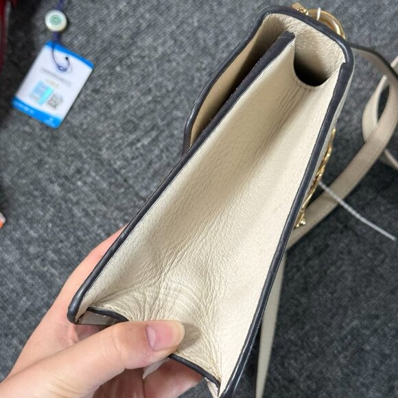 Gucci White Bee Star Print Leather Small Sylvie Web Chain Shoulder Bag - Picture 5 of 8